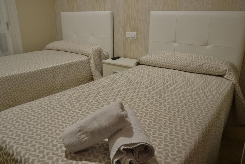 Hostal El Bugar Teruel Exteriör bild