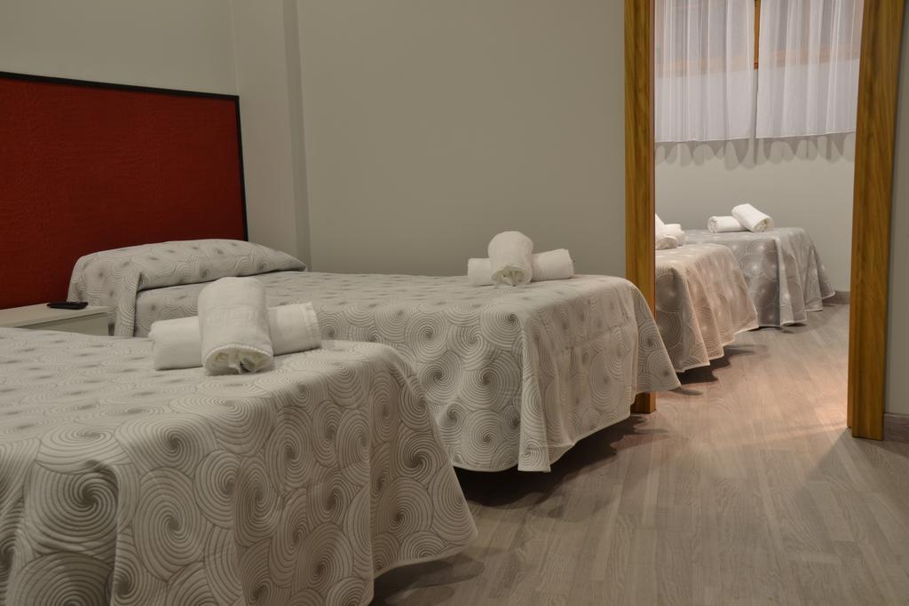 Hostal El Bugar Teruel Exteriör bild